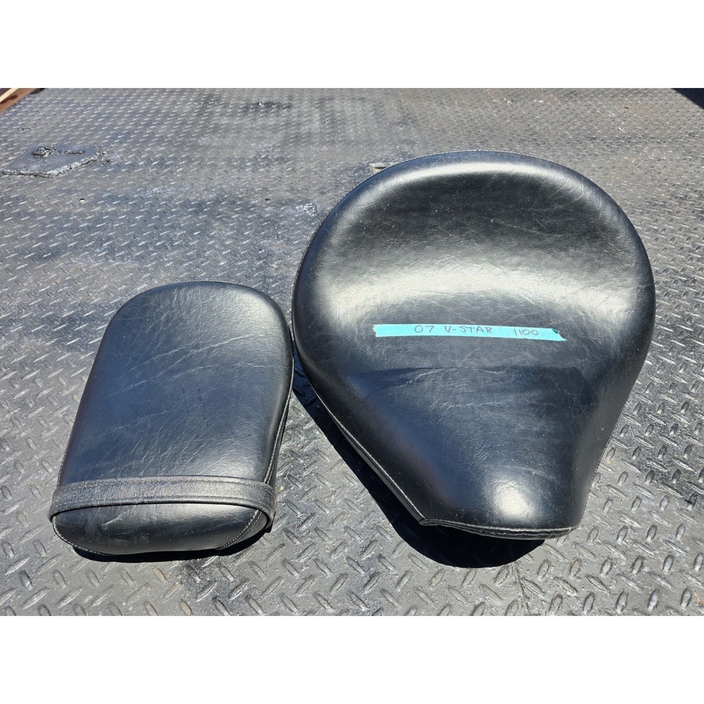 2007-2015 Yamaha V-Star 1100 OEM Driver and Passenger Seat